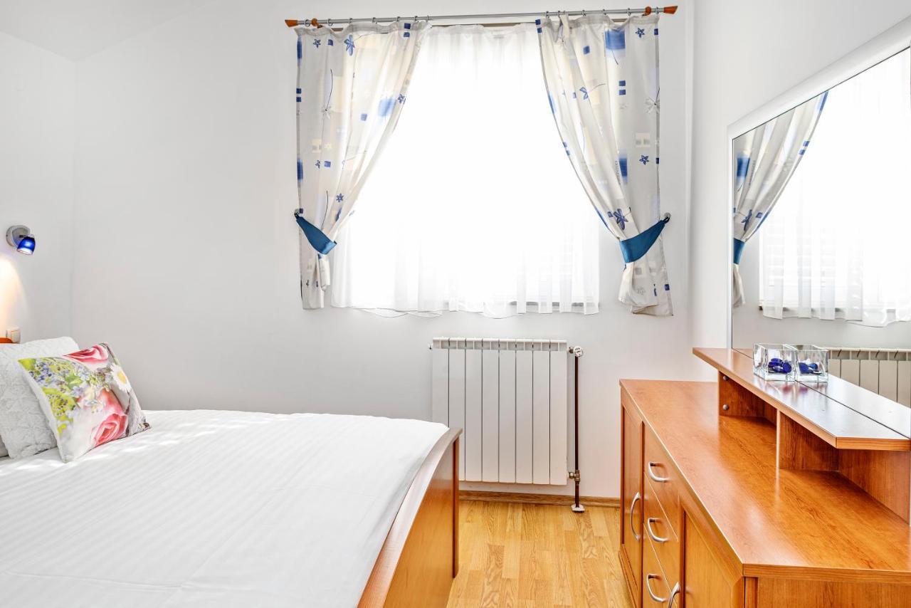 Apartmani Barun Szybenik Zewnętrze zdjęcie