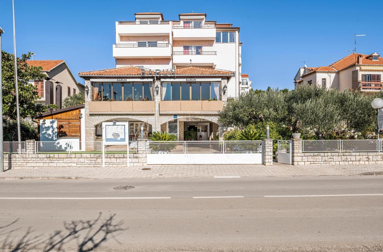 Apartmani Barun Szybenik Zewnętrze zdjęcie